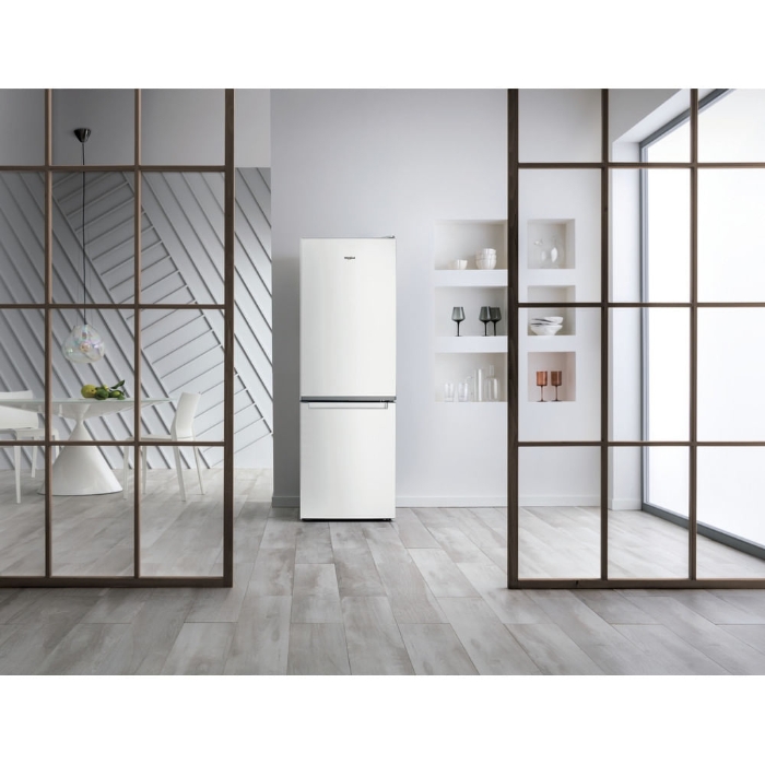 Снимка на Свободно стоящ  Whirlpool W5 821E W 2 , 339 л Бял