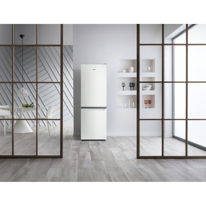 Picture of Свободно стоящ  Whirlpool W5 821E W 2 , 339 л Бял