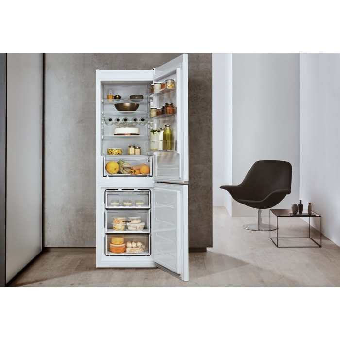 Снимка на Свободно стоящ  Whirlpool W5 821E W 2 , 339 л Бял